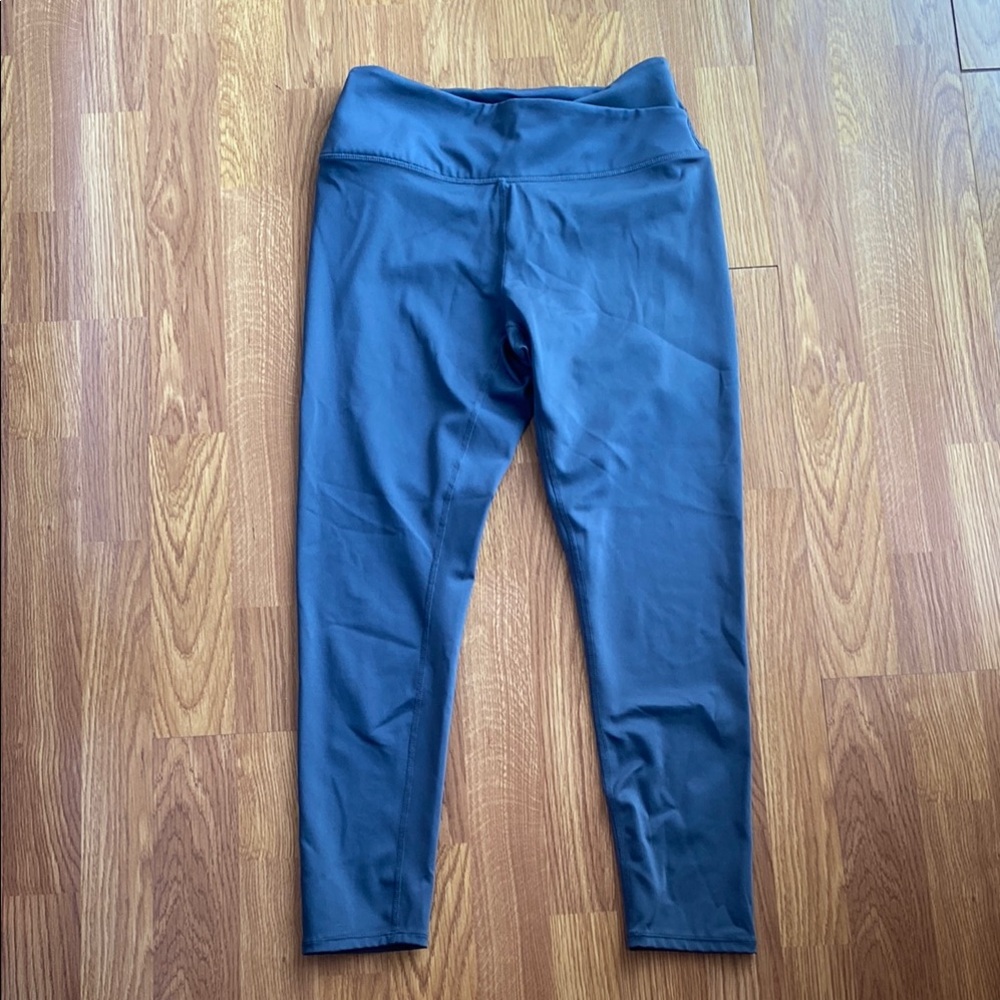 Freepeople Leggings

Steel grey 

Great condition